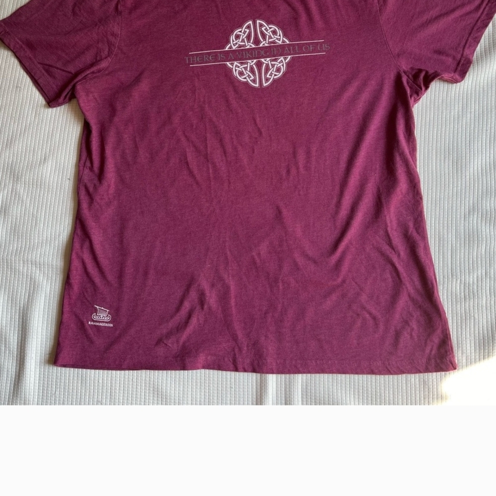 SALVAGE Maroon "There Is A Viking In All Of Us" Graphic T-Shirt. XL